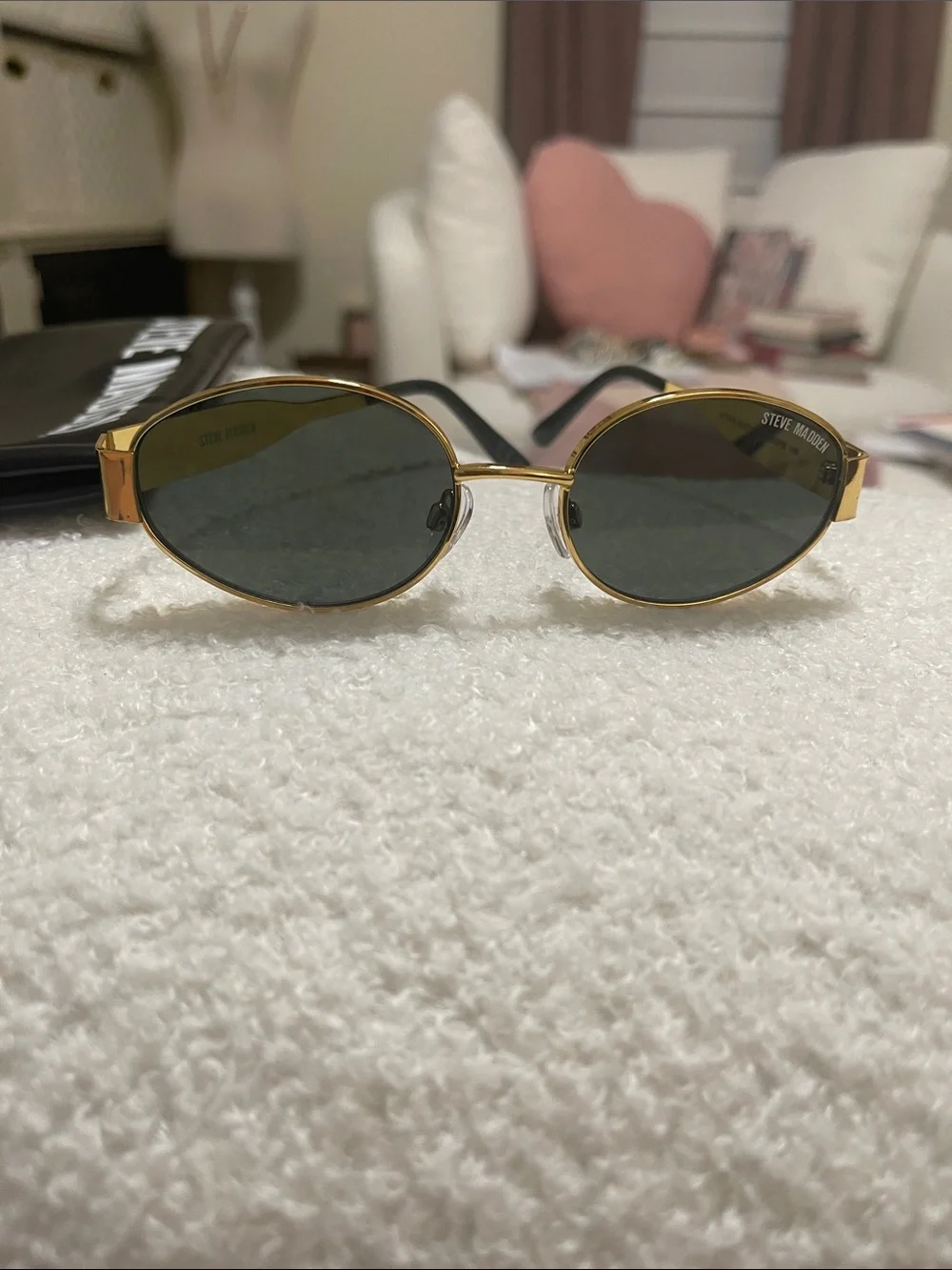 Steve Madden Gold Frame Sunglasses with Dark Green Lenses and Black Pouch